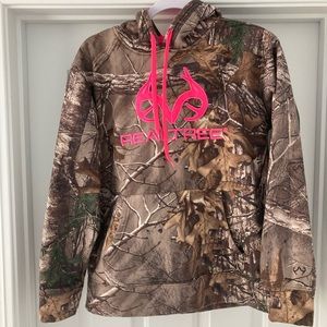 Realtree pink/camp hoodie.